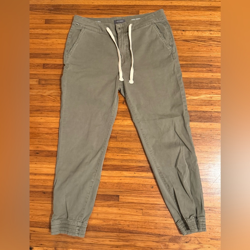 DL1961 Gwen Khaki Jogger size 27
